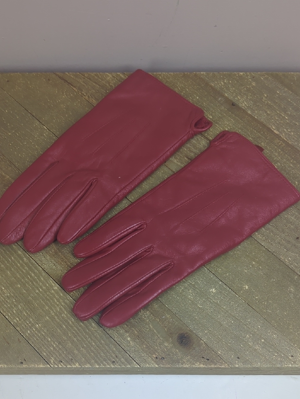 3M Thinsulate Women's Burgundy Leather Gloves